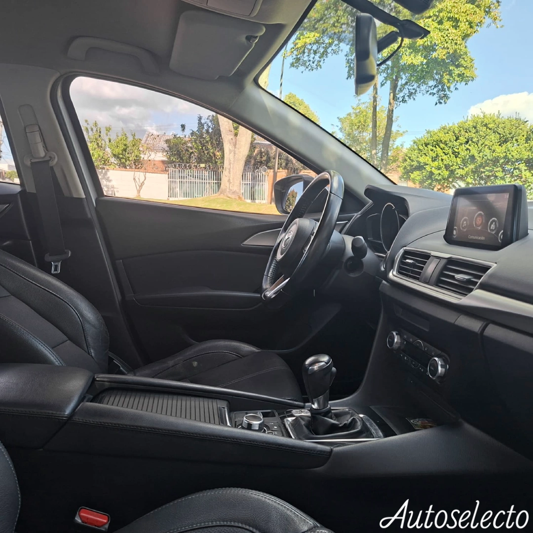 MAZDA 3 TOURING 2.0 2019