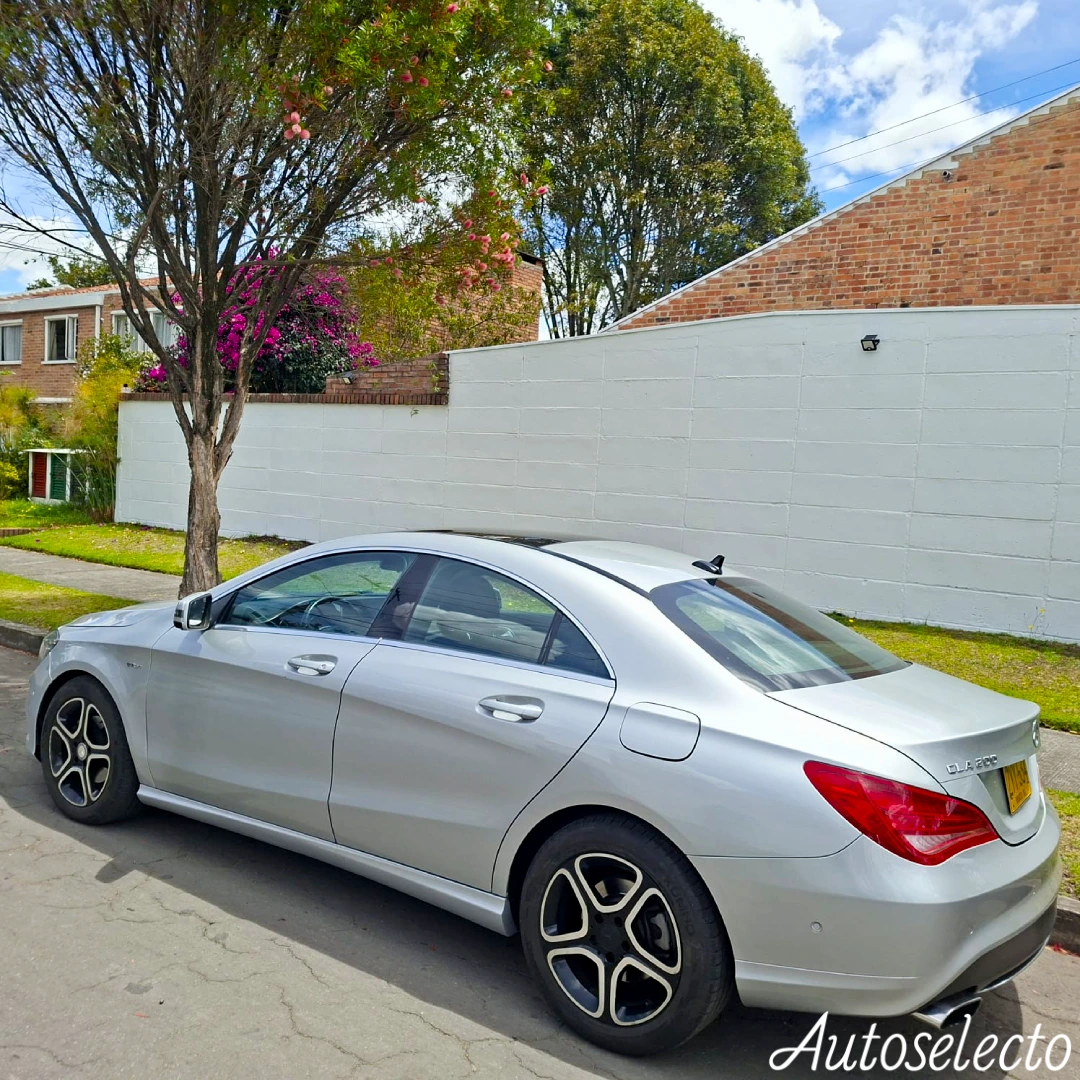 MERCEDES BENZ CLA 200 1.6 2015