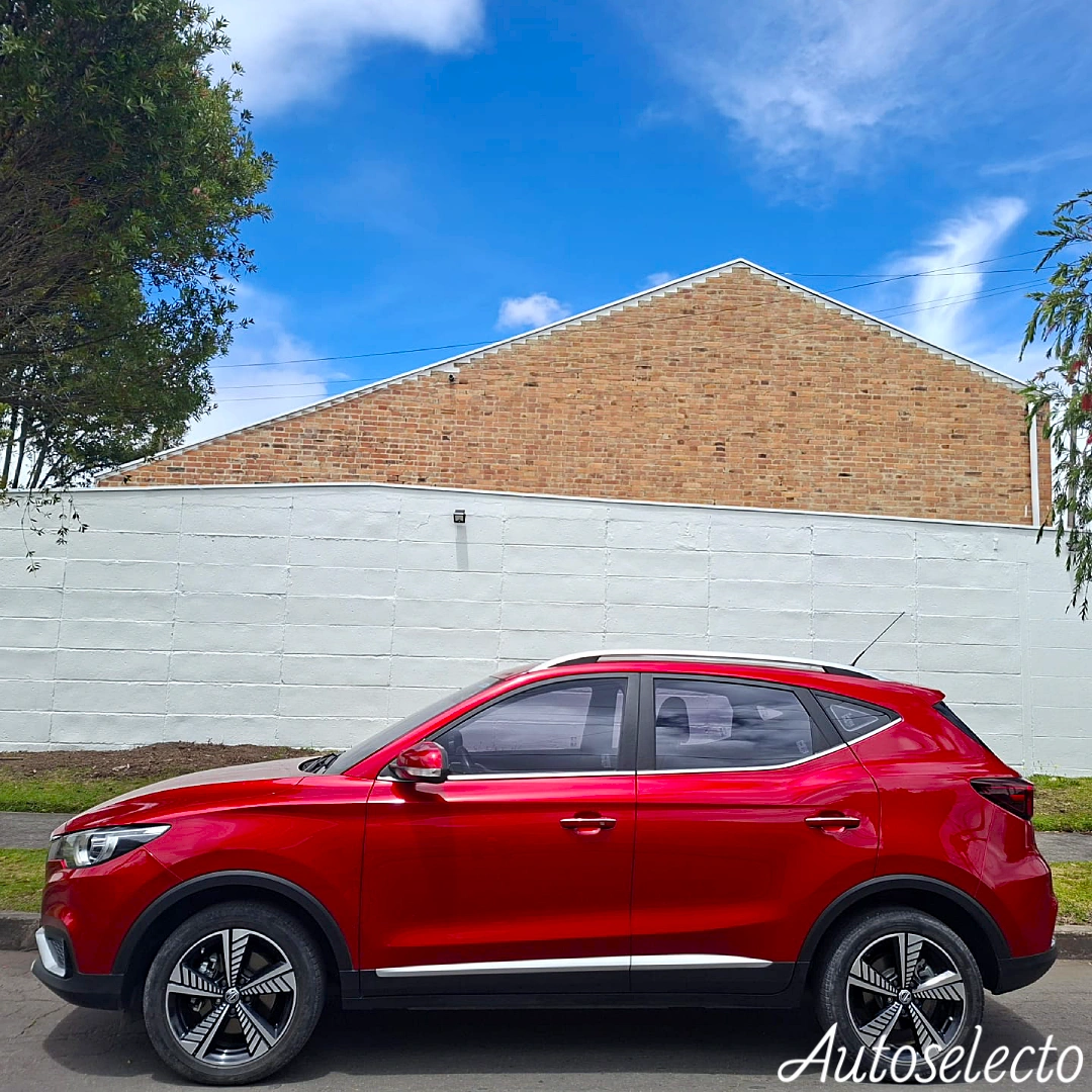 MG ZS EV DELUXE 2022
