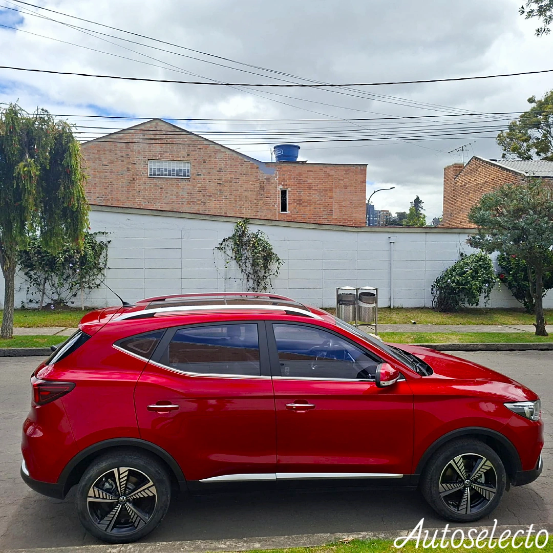 MG ZS EV DELUXE 2022