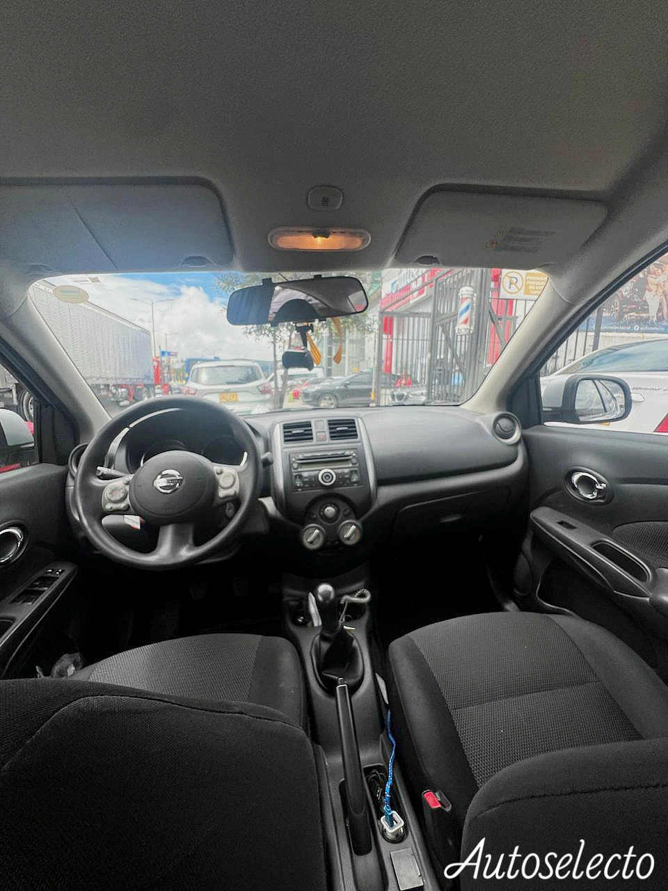 NISSAN VERSA 1.6 2013