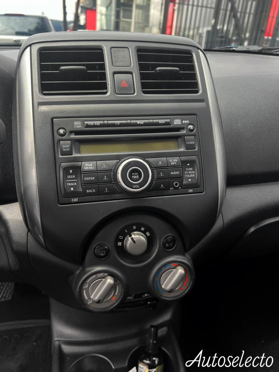NISSAN VERSA 1.6 2013