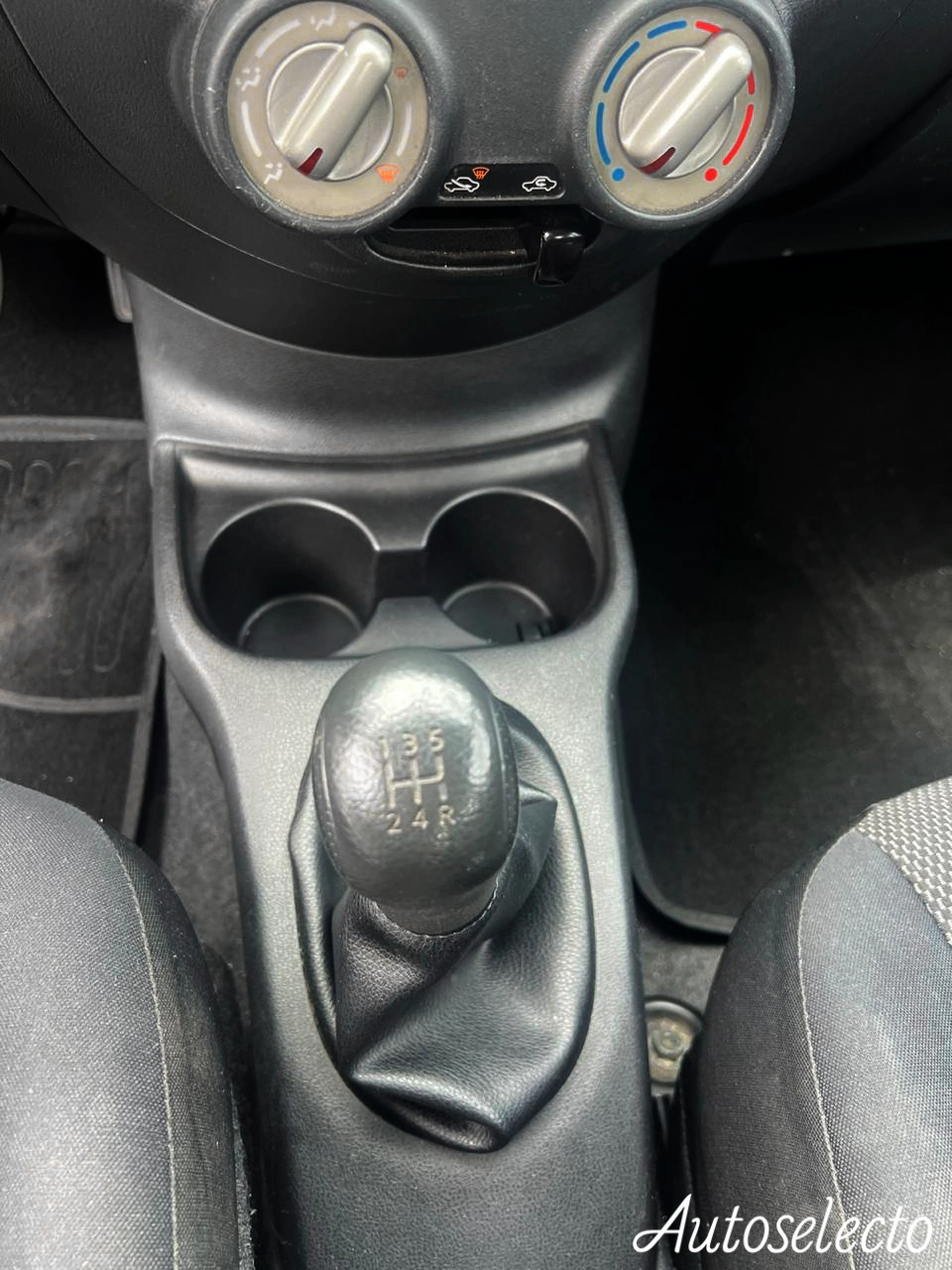 NISSAN VERSA 1.6 2013
