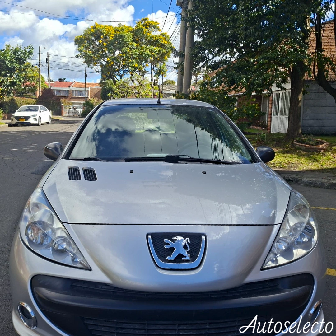 PEUGEOT 207 1.4 2009