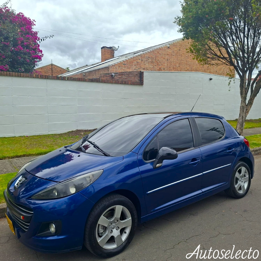 PEUGEOT 207 PREMIUM 1.6 2010