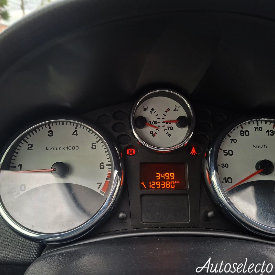 PEUGEOT 207 PREMIUM 1.6 2010