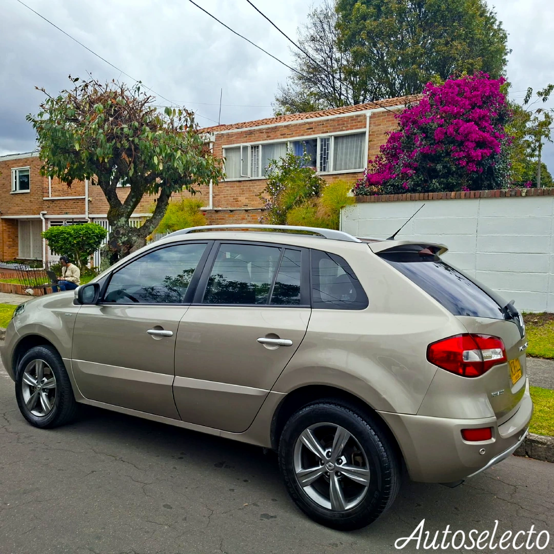 RENAULT KOLEOS DYNAMIQUE 2.4 2013