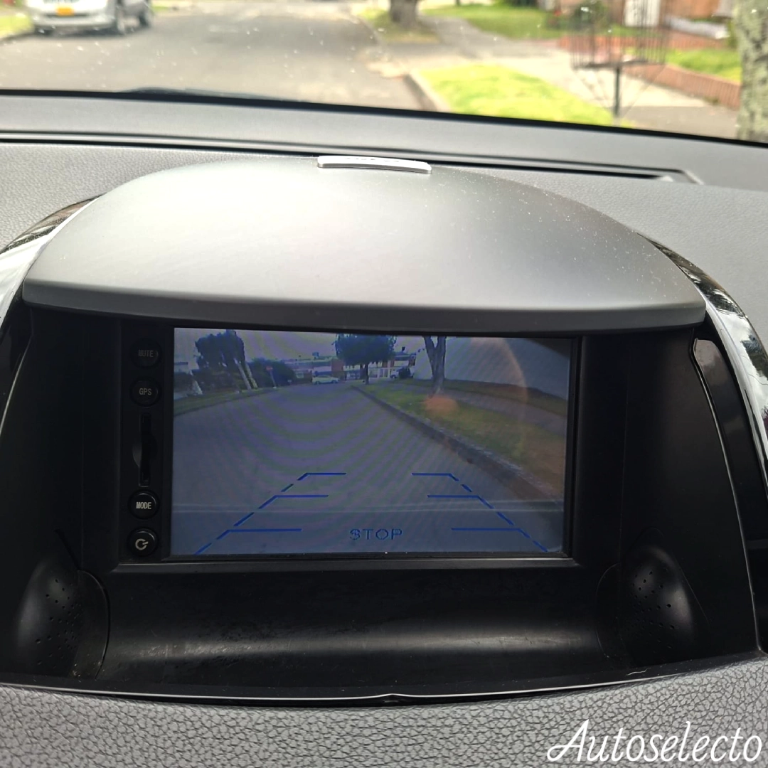 RENAULT KOLEOS DYNAMIQUE 2.4 2013