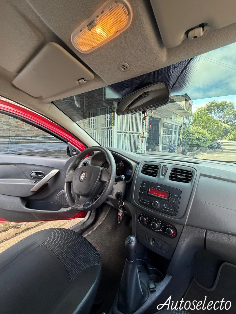 RENAULT LOGAN EXPRESSION 1.6 2019