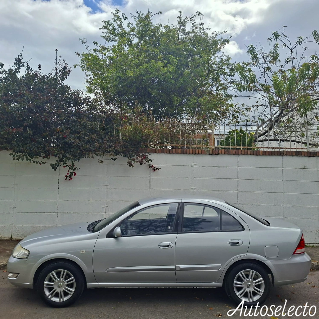 RENAULT SCALA 1.6 2012
