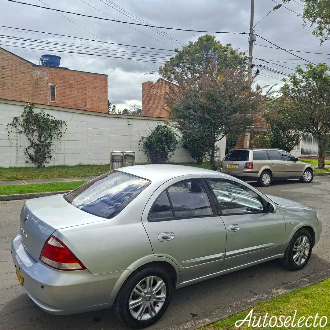 RENAULT SCALA 1.6 2012