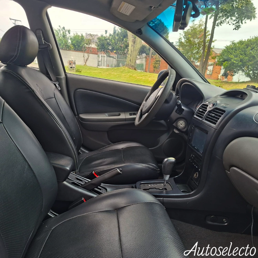 RENAULT SCALA 1.6 2012