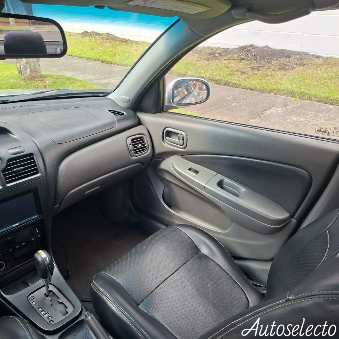 RENAULT SCALA 1.6 2012