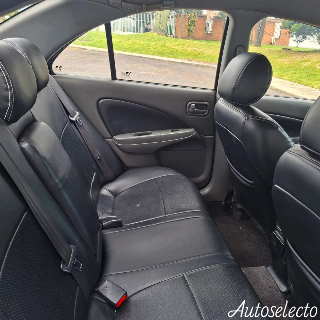 RENAULT SCALA 1.6 2012