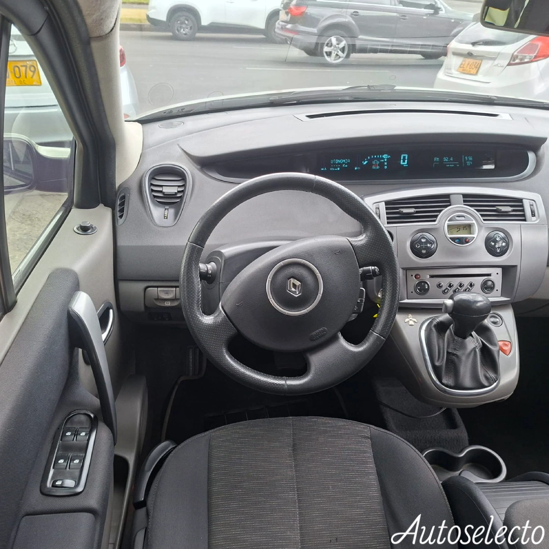 RENAULT SCENIC II 2.0 2008