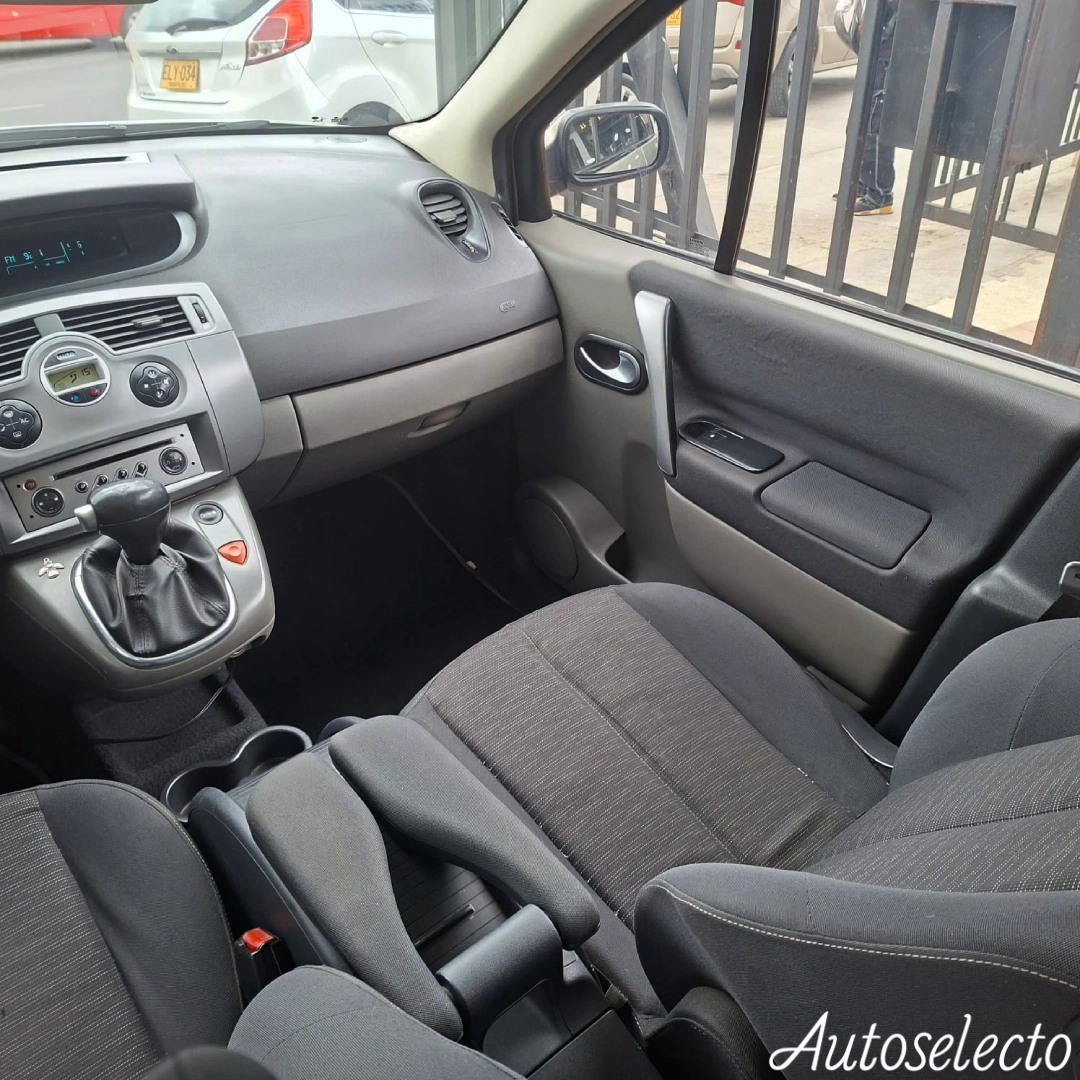 RENAULT SCENIC II 2.0 2008